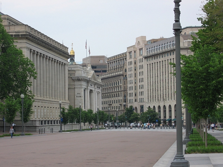 12 near White House.JPG